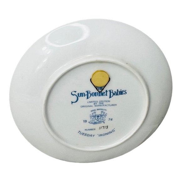 "The Sun-Bonnet Babies"  Plates Set of 7 Royal Bayreuth Vintage 1974 - Picture 9 of 16